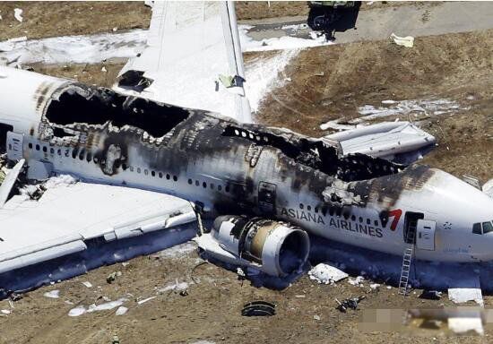 华航空难录音灵异事件 录音回放完整版说了什么