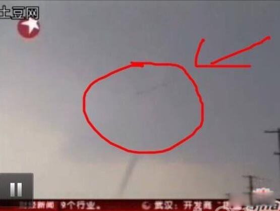 龙吸水是真龙在吸水吗 龙吸水拍到真龙现身视频咋回事