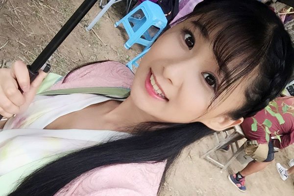 戚蓝尹是做什么的 结婚之后不工作靠若风