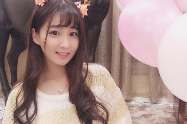 戚蓝尹是做什么的 结婚之后不工作靠若风
