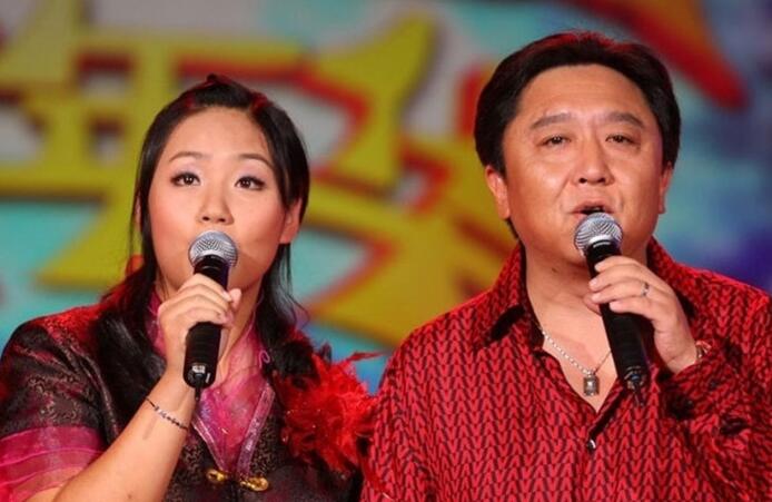 于谦老婆白慧明是蒙古国人吗 郭德纲是德云社的皇上于谦是皇后