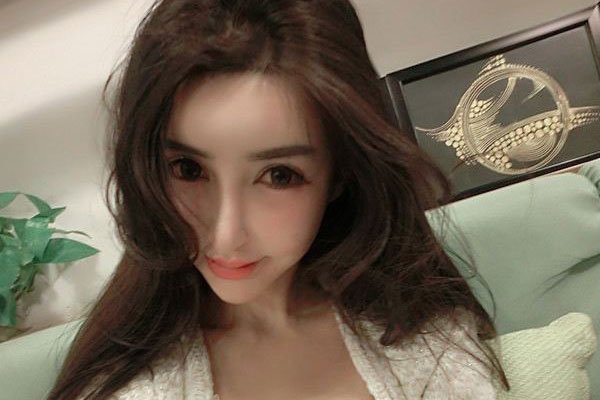 王瑞儿被侵犯现场图片 全身被整一看就是卖过的