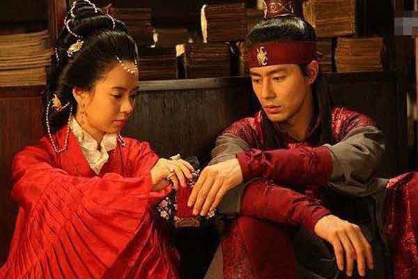 宋智孝大r尺度写真 一部三级片脱掉所有衣服直接成为一线女明星