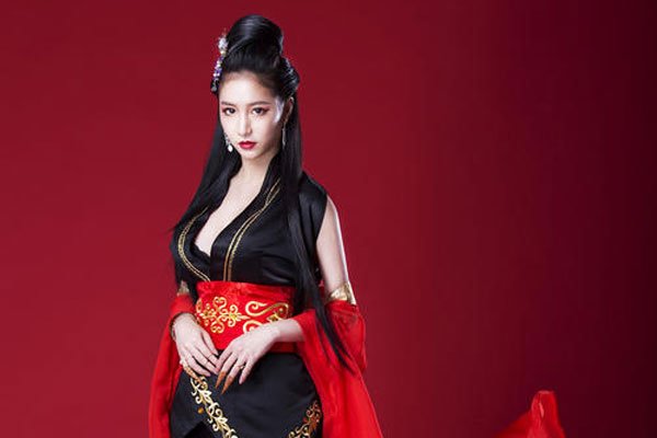 �ֲ�羱Ȼ���Ӿװ��Ѫ��Ƭ �ֲ��845�������