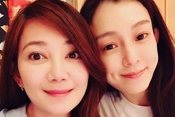 范玮琪和梁静茹之间发生什么事 大嘴巴泄露离婚被说闹掰