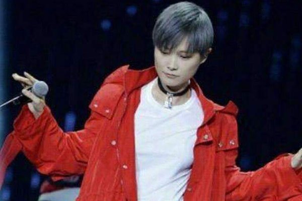 李宇春出什么事了 车祸死亡照片怎么回事