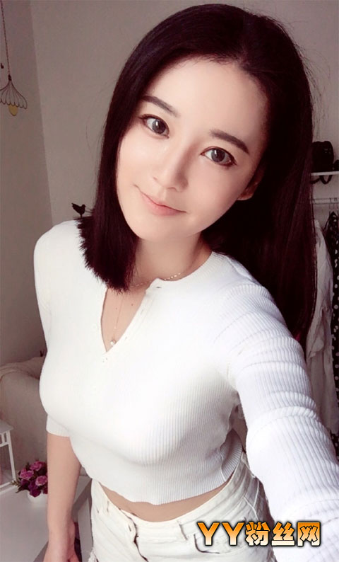 非诚勿扰袁嘉敏前凸后翘身材喷鼻血 袁嘉敏性感私房照三围多大