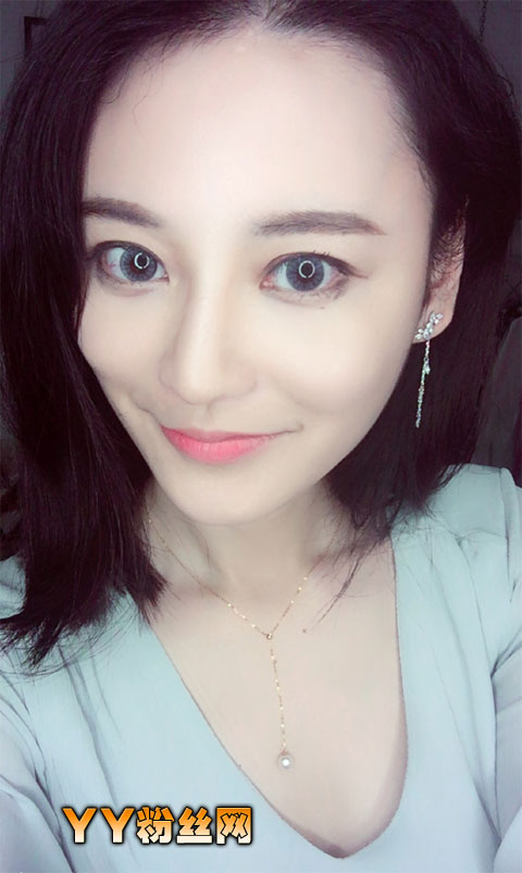 非诚勿扰袁嘉敏前凸后翘身材喷鼻血 袁嘉敏性感私房照三围多大