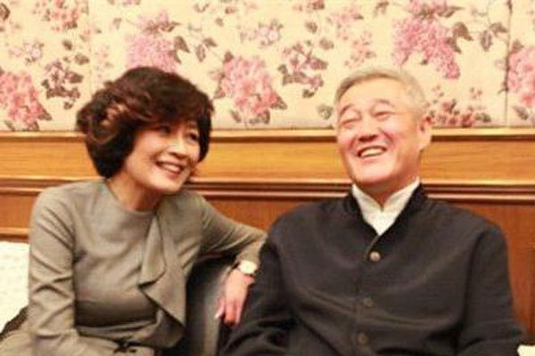哈文为什么不让赵本山上春晚 哈文把本山拉下春晚是真的吗