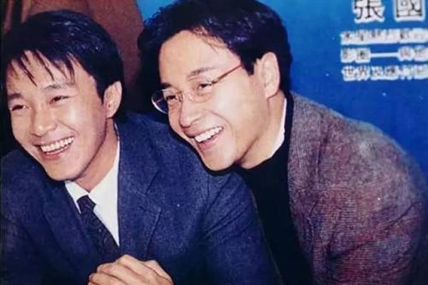 周星驰人品如何 自卑自傲的矛盾体伤害了很多身边人