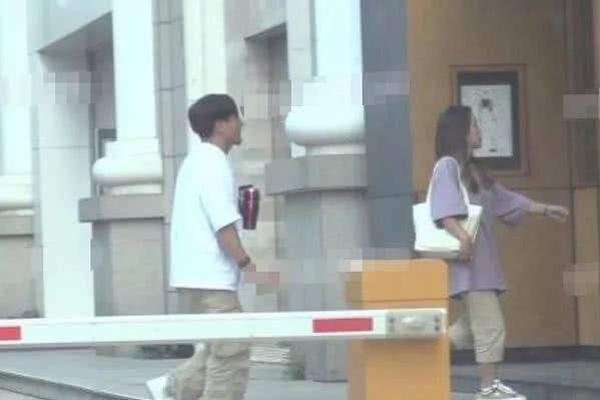 何洁生了几个娃和刁磊婚姻危机 再离婚何洁就是三个孩子的单亲妈妈了