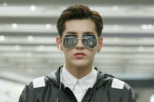 吴亦凡妈妈插手吴亦凡工作 得罪成龙徐静蕾成阻力