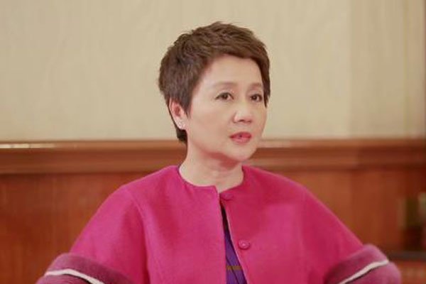 梁安琪怎么认识何鸿燊的 抓住了心灵合拍被宠一生