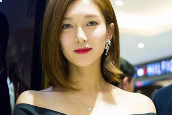 江疏影个人简历和老公图片 颜值高30多岁也没有结婚