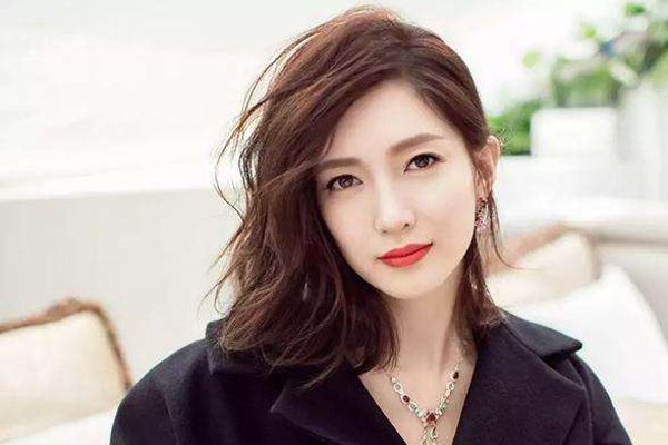 江疏影个人简历和老公图片 颜值高30多岁也没有结婚