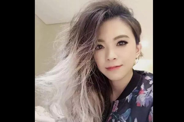 ��ܿ�����л���Ů ɤ����ô�����ǲ��Ǳ����
