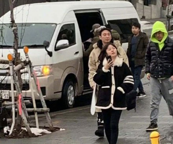 王思聪日本滑雪 生意失败连女朋友也跑了吗