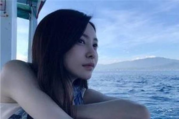 于文文是拉拉吗 于文文结婚了吗老公是谁