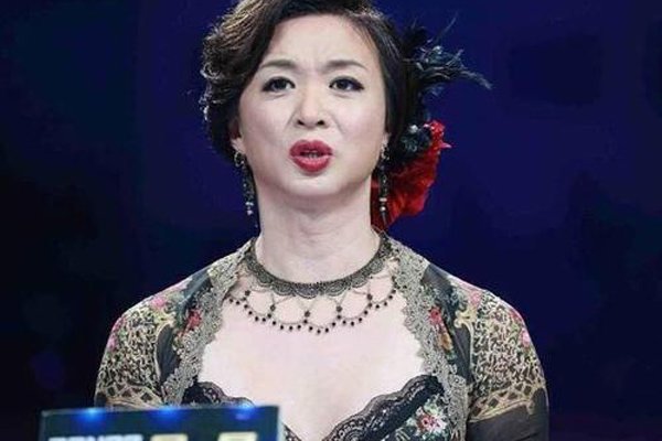 金星秀停播原因曹可凡 小人告状节目被停