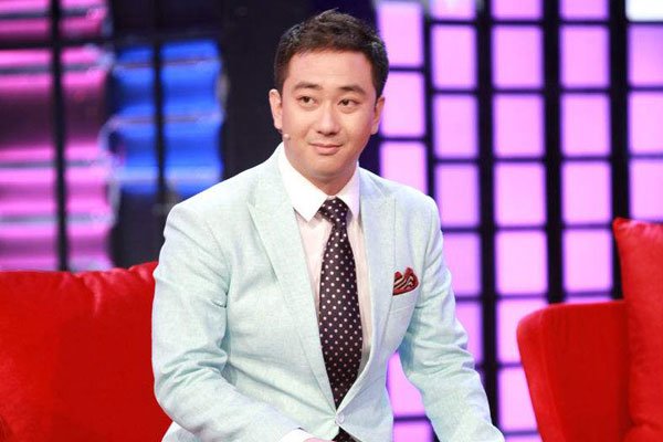 王自健被老婆打是真的吗 大男人被欺负现在离婚没
