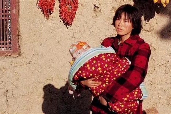 中国十大涉禁片 大学时候最记得一个宿舍围着一起看