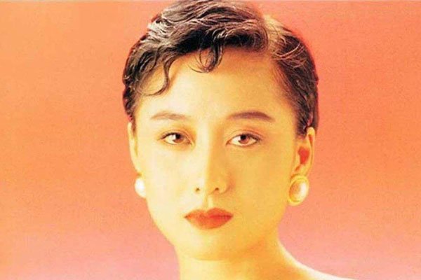 利智有几个男人好过 李连杰是接盘侠不爱他