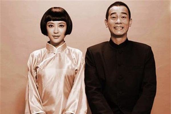 应采儿父母背景强大 怪不得采儿爱笑,原来应爸就是爱笑
