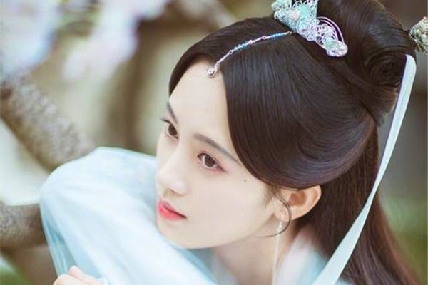 鞠婧祎比基尼性感照 小鞠这身材一般人比不了啊