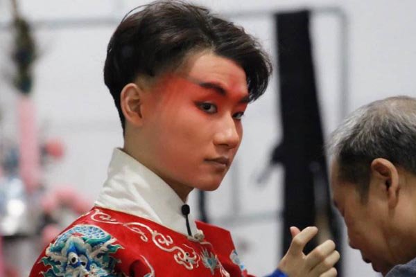 陶阳为什么离开德云社 郭德纲称他是儿子离开不怪他