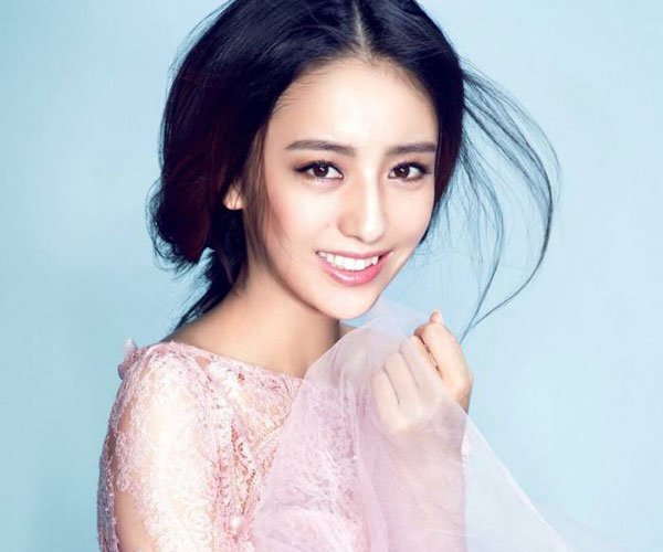 陈思成佟丽亚现状 离婚没有带儿子看演出破传闻