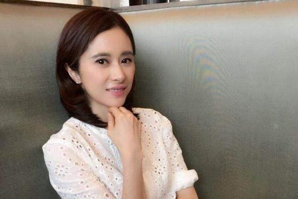 何美钿结婚了吗 何美钿现状老公是谁