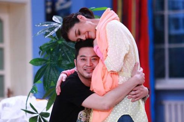 胡可的老公是谁啊 和胡可结婚十多年如今更加宠爱她