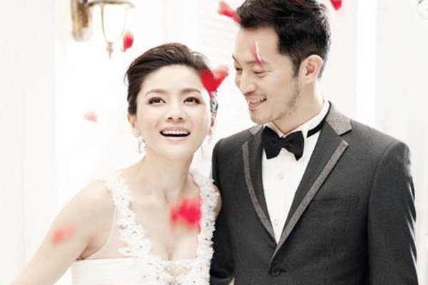 胡可的老公是谁啊 和胡可结婚十多年如今更加宠爱她