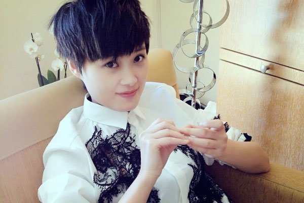 李宇春的丈夫是谁 没结婚要当演员总是被猜测