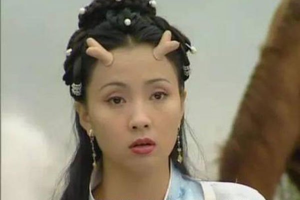 陶虹眼睛为什么凹进去 眼睛是怎么回事天生的独特