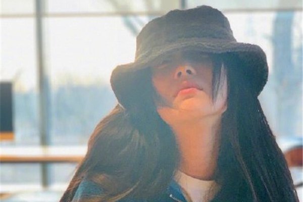 陈坤调侃倪妮迟到 陈坤等了倪妮很久但还是很开心
