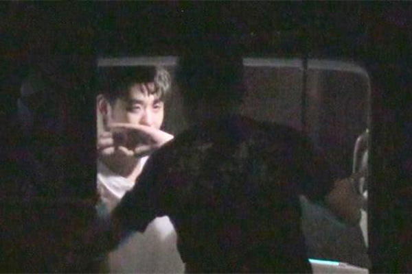 张云雷怎么消失了 被封杀街头痛哭原因曝光
