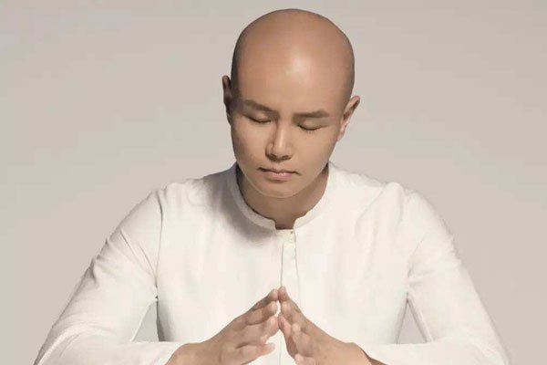 乐嘉个人资料简介 被综艺市场抛弃不在出现了吗