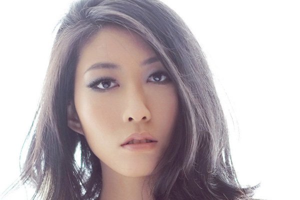 曲婉婷为什么被叫曲婊 比自己大那么多的男人鬼混没有好名声