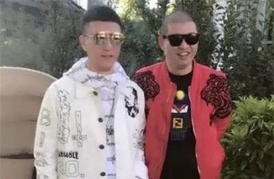 ��¿���ֱ����ײ�� ��¿�ĸ�������
