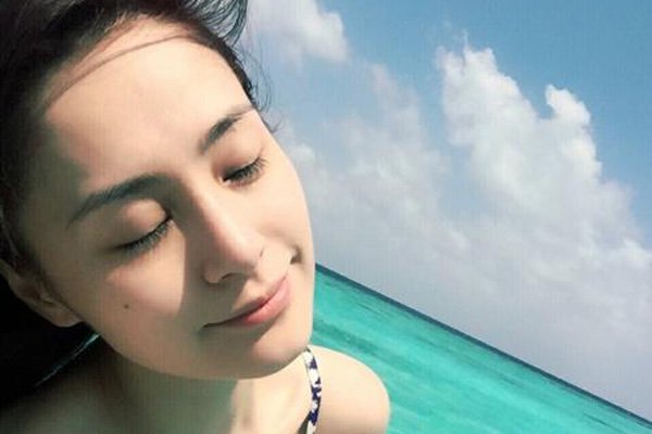 阿娇电脑照片 陈冠希看完片之后和女明星们实践并拍摄