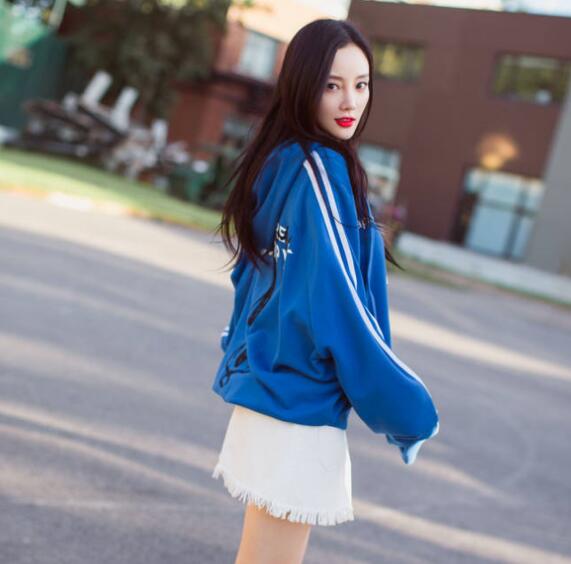 李小璐现在什么情况在干嘛 李小璐离婚了吗现在的丈夫是谁