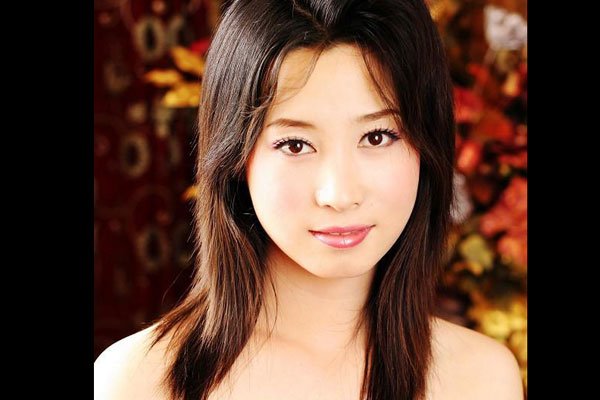 陈丽佳人体《灯》图片 大美妞儿太露了会被屏蔽掉的
