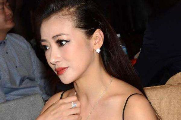 被小鬼反噬的明星真实案例 陈紫函养小鬼被反噬