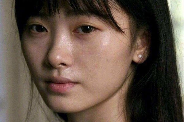 鞠婧祎整容网红前照片 四千年美女素颜丑照对比图片