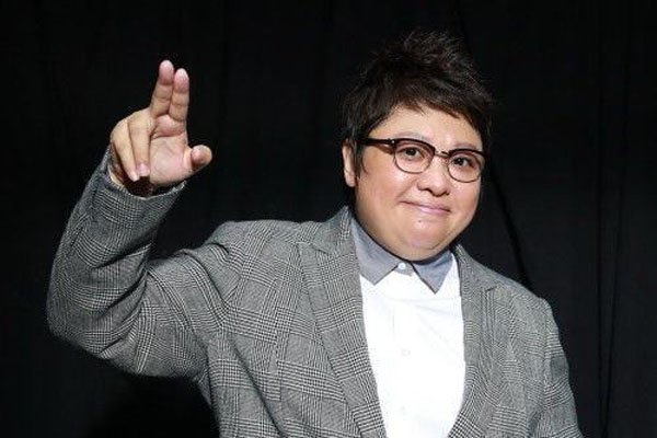 韩红身体怎么了最新消息 是男还是女胖是有原因的