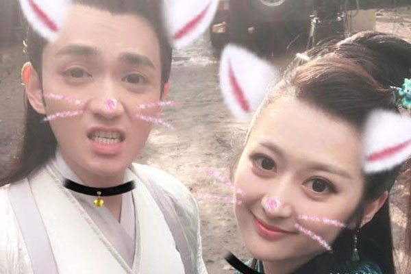 朱一龙有女朋友吗 不是传八年是圈外的女友吗