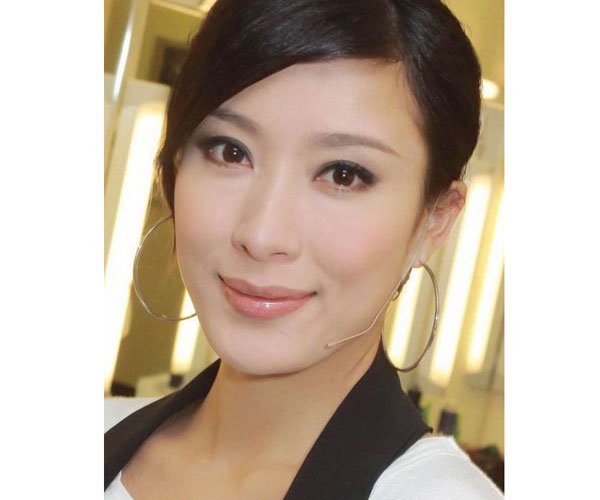 杨怡整容了吗 网友们不会较真这个问题了