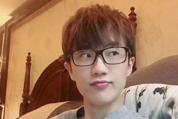 许嵩抖音最火的歌 本来以为过气了如今歌曲被数万人翻唱
