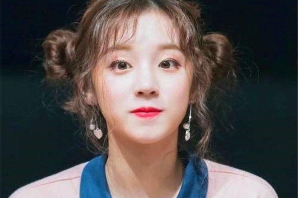 宋雨琦在韩国人气高吗是几线 凭借着韩国出道的优势成功加入跑男